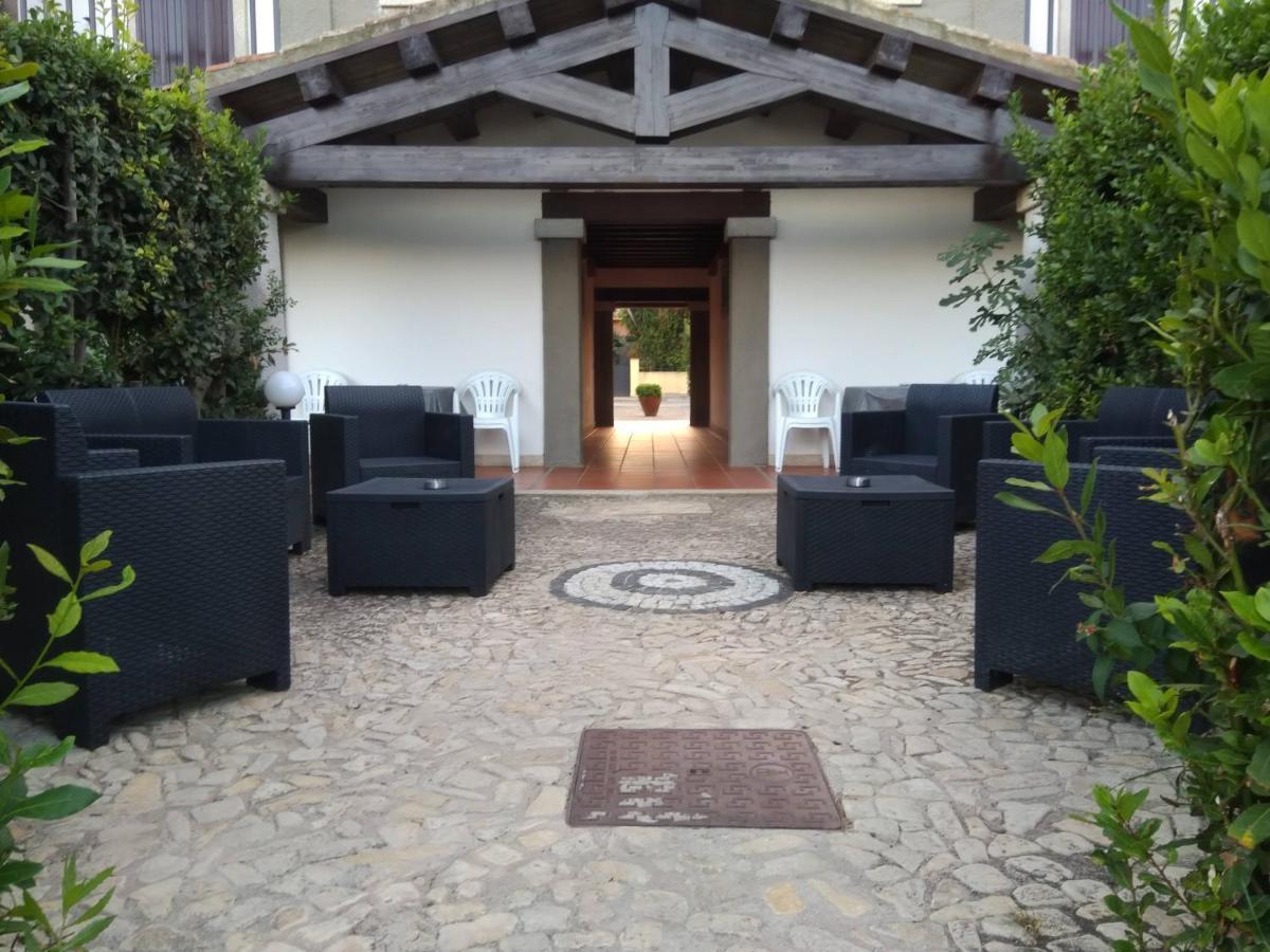 Villa Raffaello Porto San Paolo  Εξωτερικό φωτογραφία