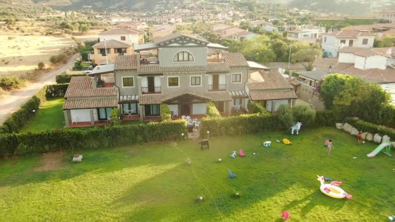 Villa Raffaello Porto San Paolo  Εξωτερικό φωτογραφία